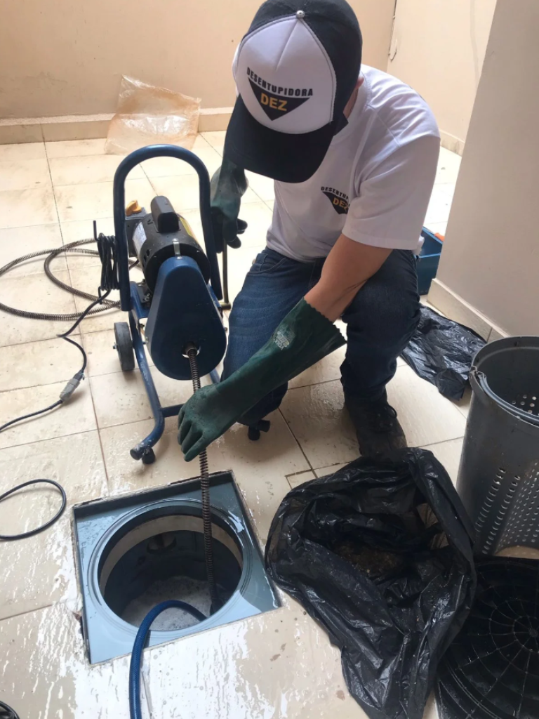 Desentupimento de vaso sanitário